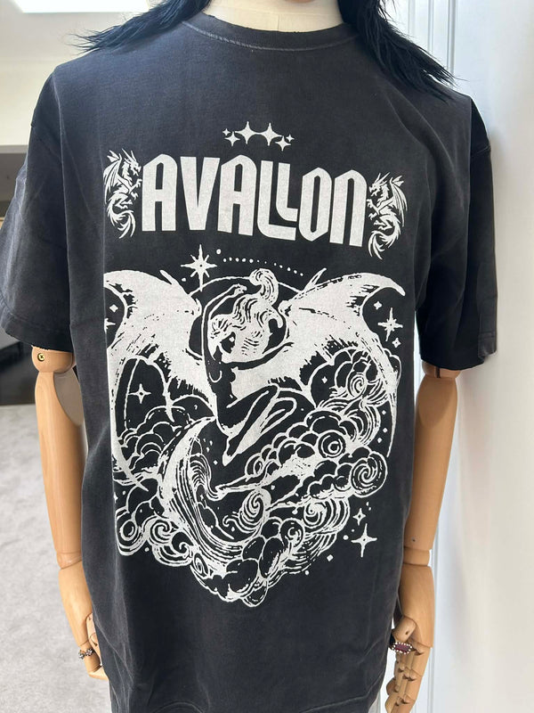 Avalon 13 tee